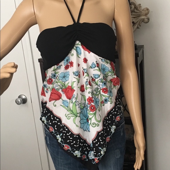 Candie's Tops - ⏰SALE⏰ ❤️ Adorable Boho banana halter